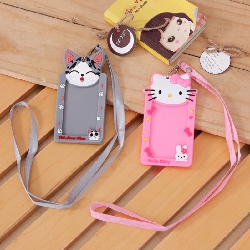 Thẻ đeo bảng tên