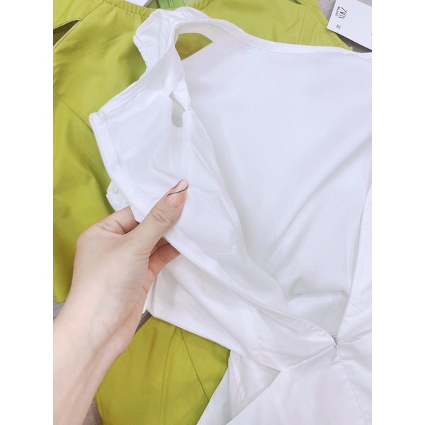 Vây cut out vai khoét eo cực xinh