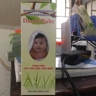 Nước tắm tDân tộc Dao đỏ cho bé chai 330ml