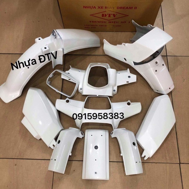 Dàn áo dream trắng- vỏ nhựa dr trắng.