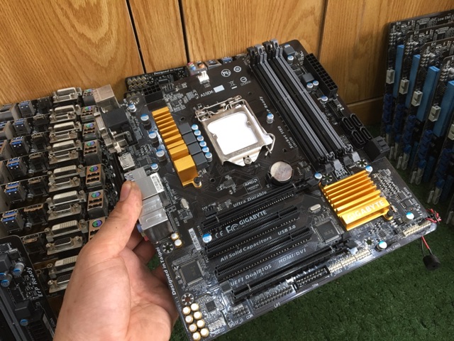 Main giga H97-d3h, Main giga H97m-d3h, Main giga socket 1150