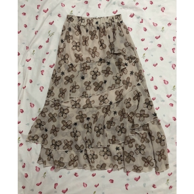 Pass chân váy dài