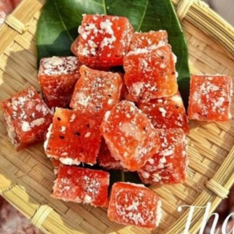 Mứt thanh long phủ cơm dừa hũ 400gr