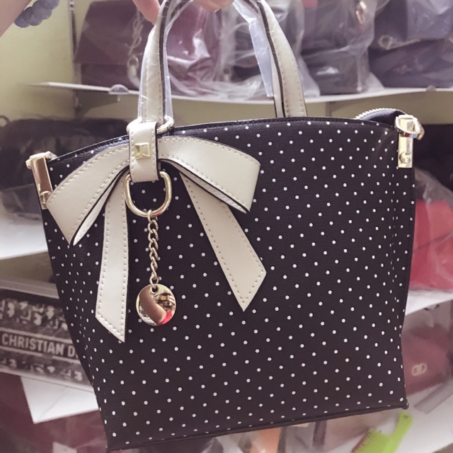 Túi xách kèm dây đeo chéo