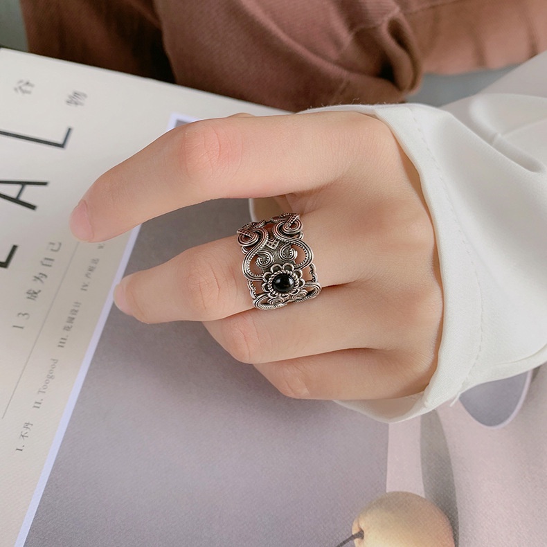 Nhẫn Bạc Thái Lan Họa Tiết Dân Tộc Rỗng Mặt Rộng Đính Đá Zircon Màu Đen Độc Đáo Phong Cách Retro