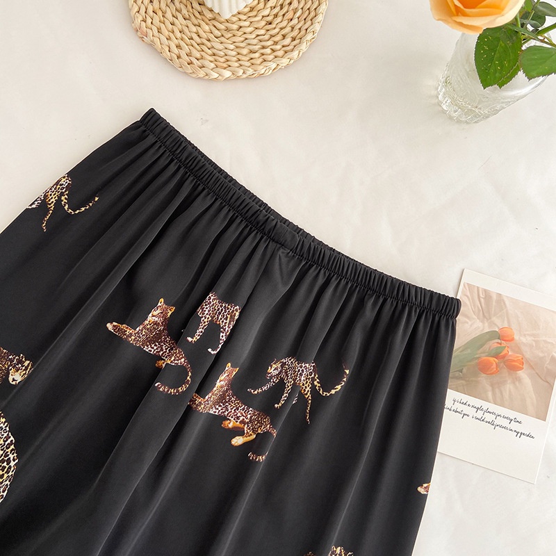 Set Pijama Áo Dài Tay + Quần Dài Chất Lụa Họa Tiết Da Báo Thời Trang Cho Nữ