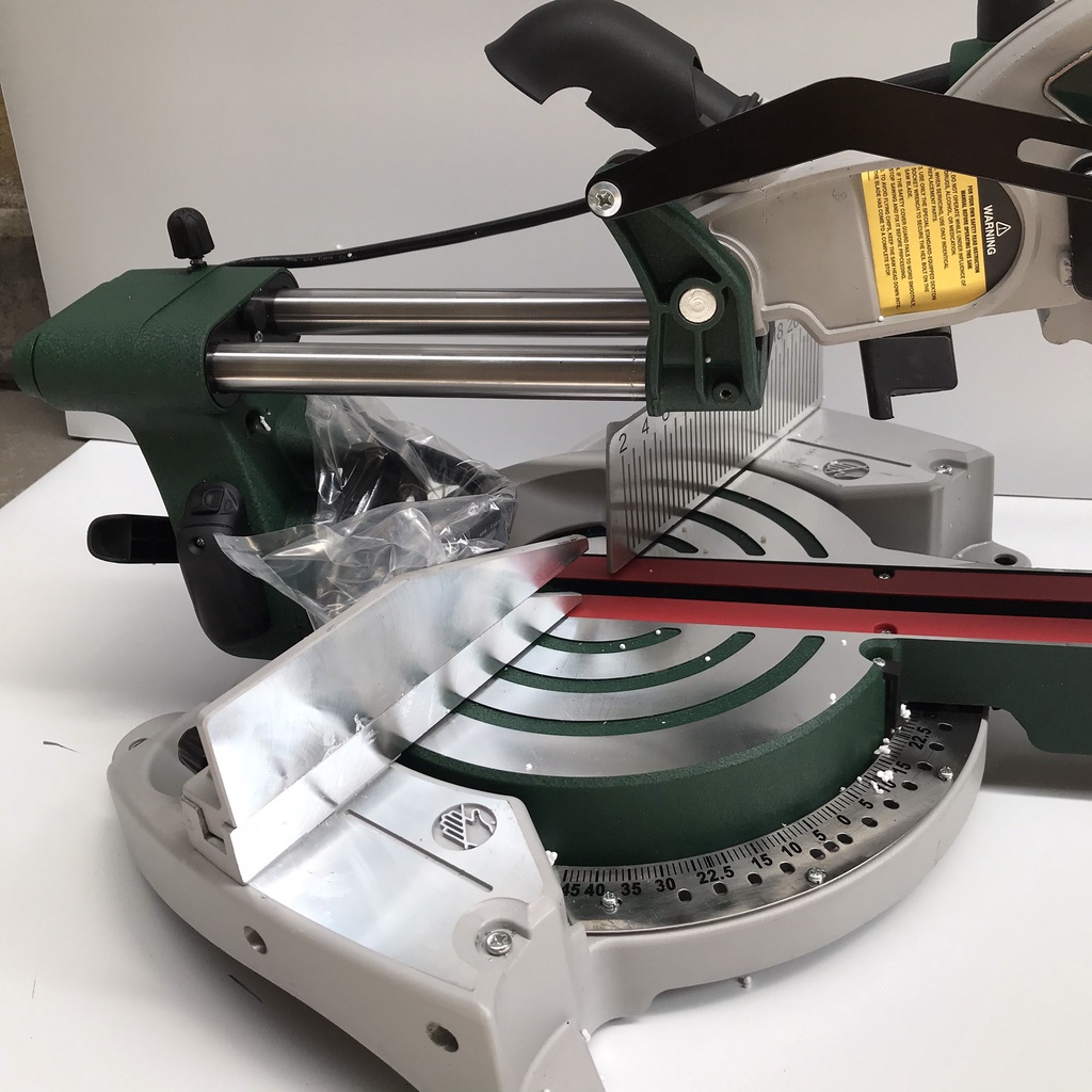 Máy Cắt Nhôm Thanh Trượt Có Nghiêng Dekton DK-256 Bảo Hành Chính Hãng 6 Tháng Tặng Kèm Lưỡi Cắt Nhôm 120 Răng