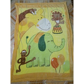CHĂN LÔNG CỪU CHO BÉ
