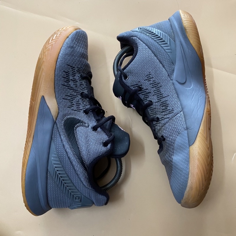 Giày chính hãng đã qua sử dụng