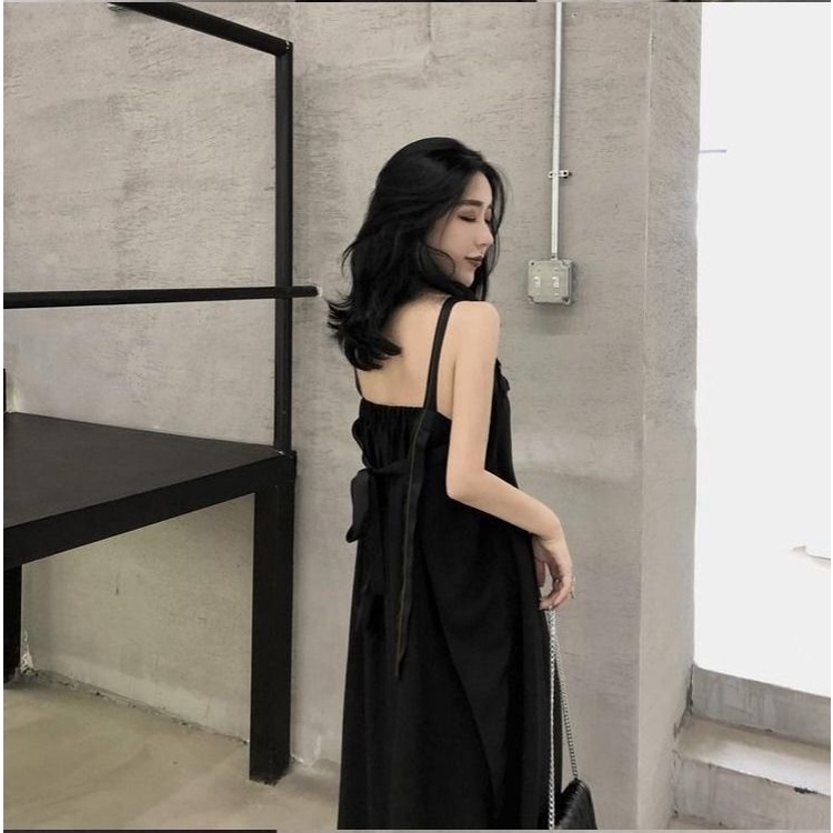Đầm đen hai dây phong cách Hong Kong ngọt ngào thời trang