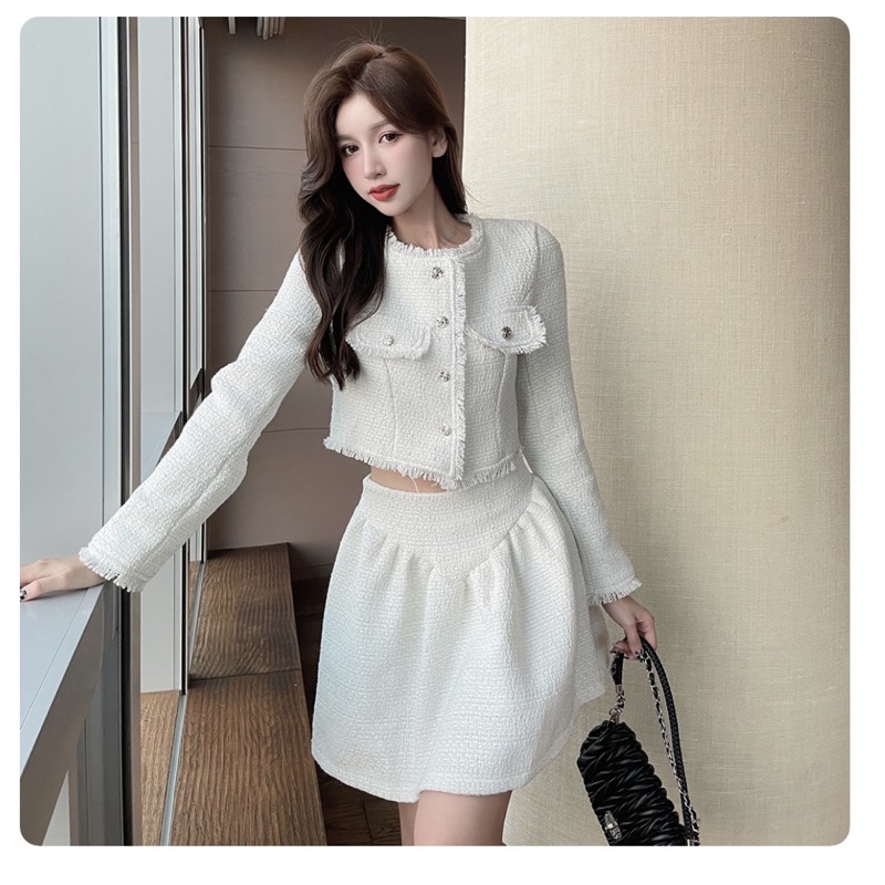 Bộ dạ Tweed áo croptop.