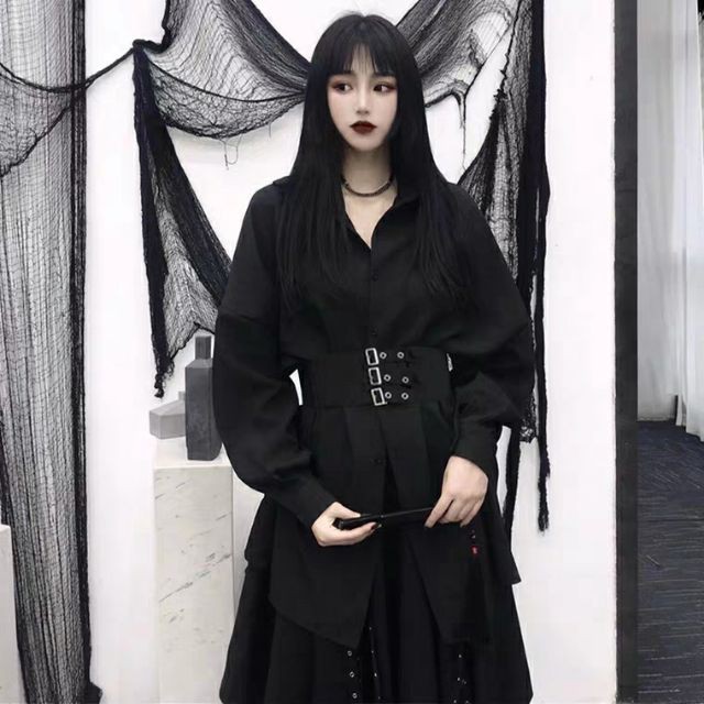 Set đồ đen siêu cá tính - Áo váy sơ mi kèm thắt lưng 3 tầng - Chân váy dài nhiều lớp so le phối khoen cài khóa (Ms D26) | BigBuy360 - bigbuy360.vn