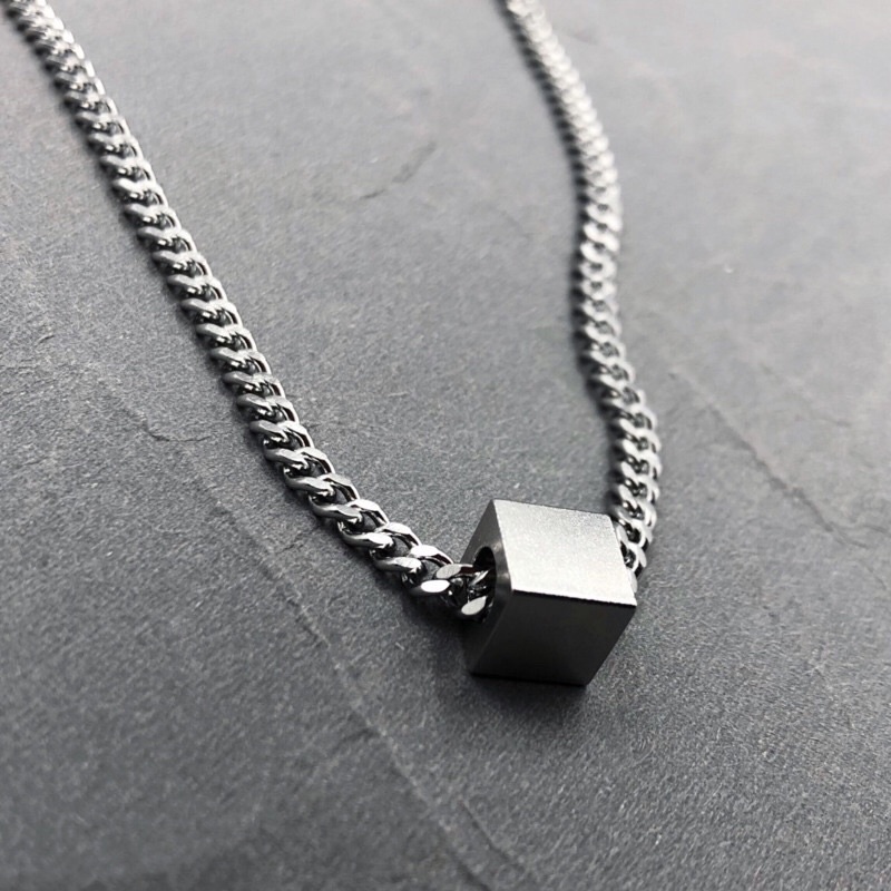 Dây Chuyền Square Chain Hình Khối Vuông Đặc Màu Bạc Đơn Giản - Mặt Vòng Cổ Hình Khối Thép Titan Không Gỉ