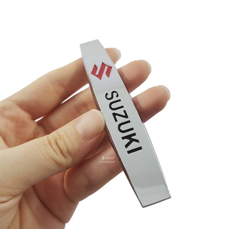 Set 2 miếng dán kim loại hình logo Suzuki trang trí xe hơi