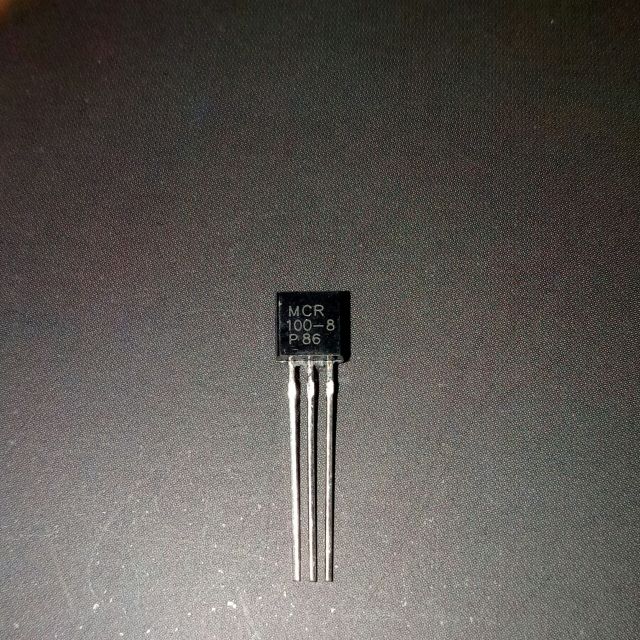 Bộ 20 con thyristor MCR100-8