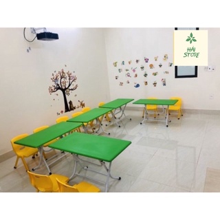 Bàn học sinh tiểu học