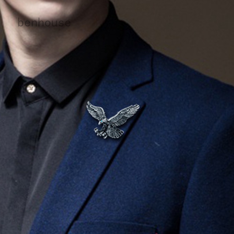 High Quality  Vintage Antique Silver Color Jewelry Flying Eagle Men Boys Suit Scarf Accessories Bird Pins Brooch Birthday Party Gift