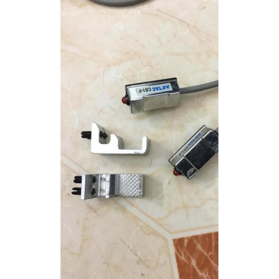2 đai bắt cảm biến từ vào thân xi lanh từ vuông 32-40-50
