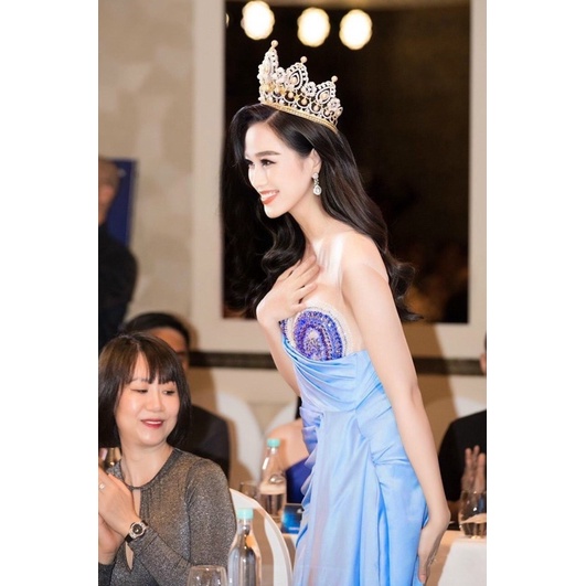 ĐẦM DẠ HỘI KẾT ĐÁ VÒNG CUNG CỔ LƯỚI