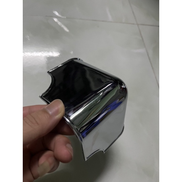 Ốp góc thùng xe tải