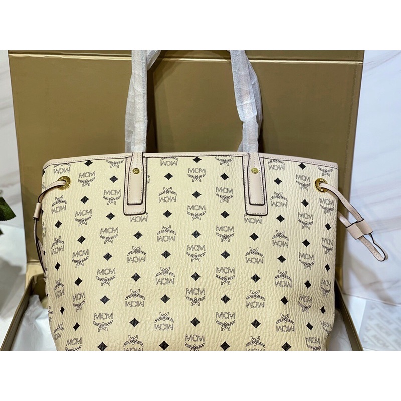 Túi đeo vai cao cấp size lớn hoạ tiết logo thương hiệu MCM da thật có 2 màu