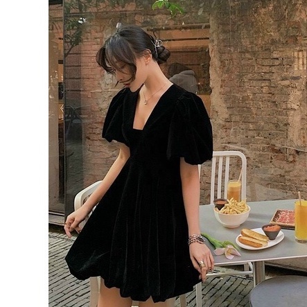 Váy Nhung Nữ, Đầm Bí Tay Bồng Cổ U Dáng Xòe Chất Nhung Cao Cấp 2 Màu Đỏ, Đen Thời Trang Sang Trọng, Thanh Lịch. | BigBuy360 - bigbuy360.vn