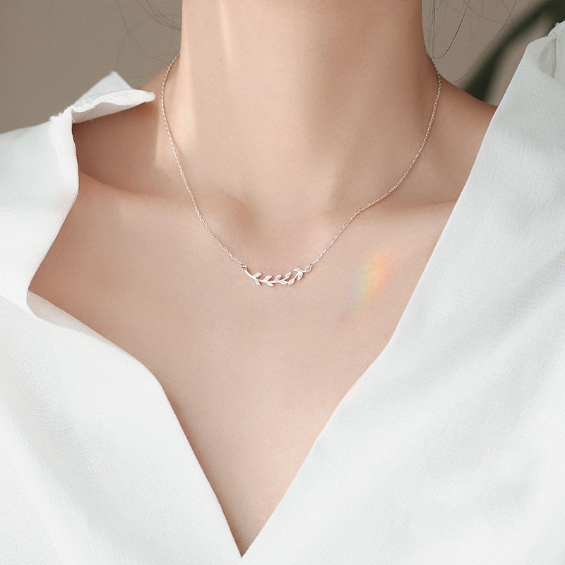 Dây Chuyền dáng ngắn mặt hình cành cây ô liu đính đá ANTA Jewelry - ATJ7016