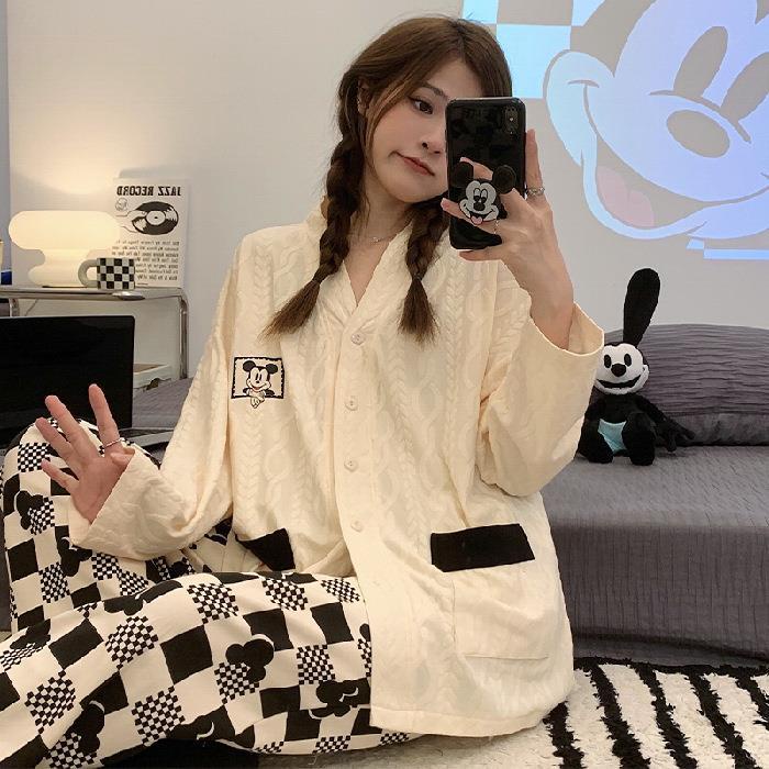 Bộ Đồ Ngủ Tay Dài Phong Cách Mới Đơn Giản Dành Cho Nữ La110