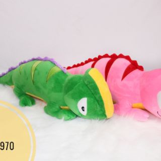 Tắc kè nhồi bông