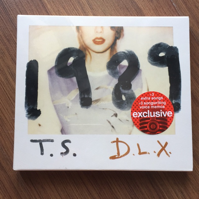 1989 DELUXE - TAYLOR SWIFT