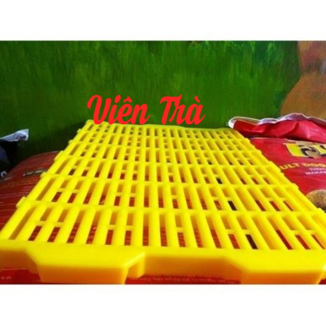 Tấm lót sàn nhựa chăn nuôi chó mèo ( Bền đẹp, chắc chắn) kích thước 55*40*2cm