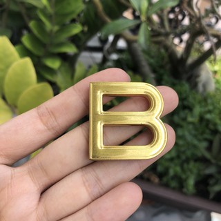 Mạc chữ B trang trí túi