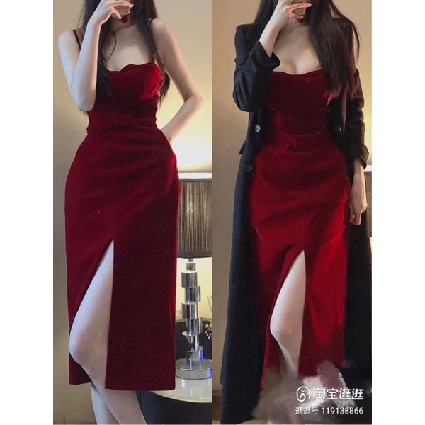 Váy hai dây nhung cúp ngực màu đỏ xẻ trước sang chảnh