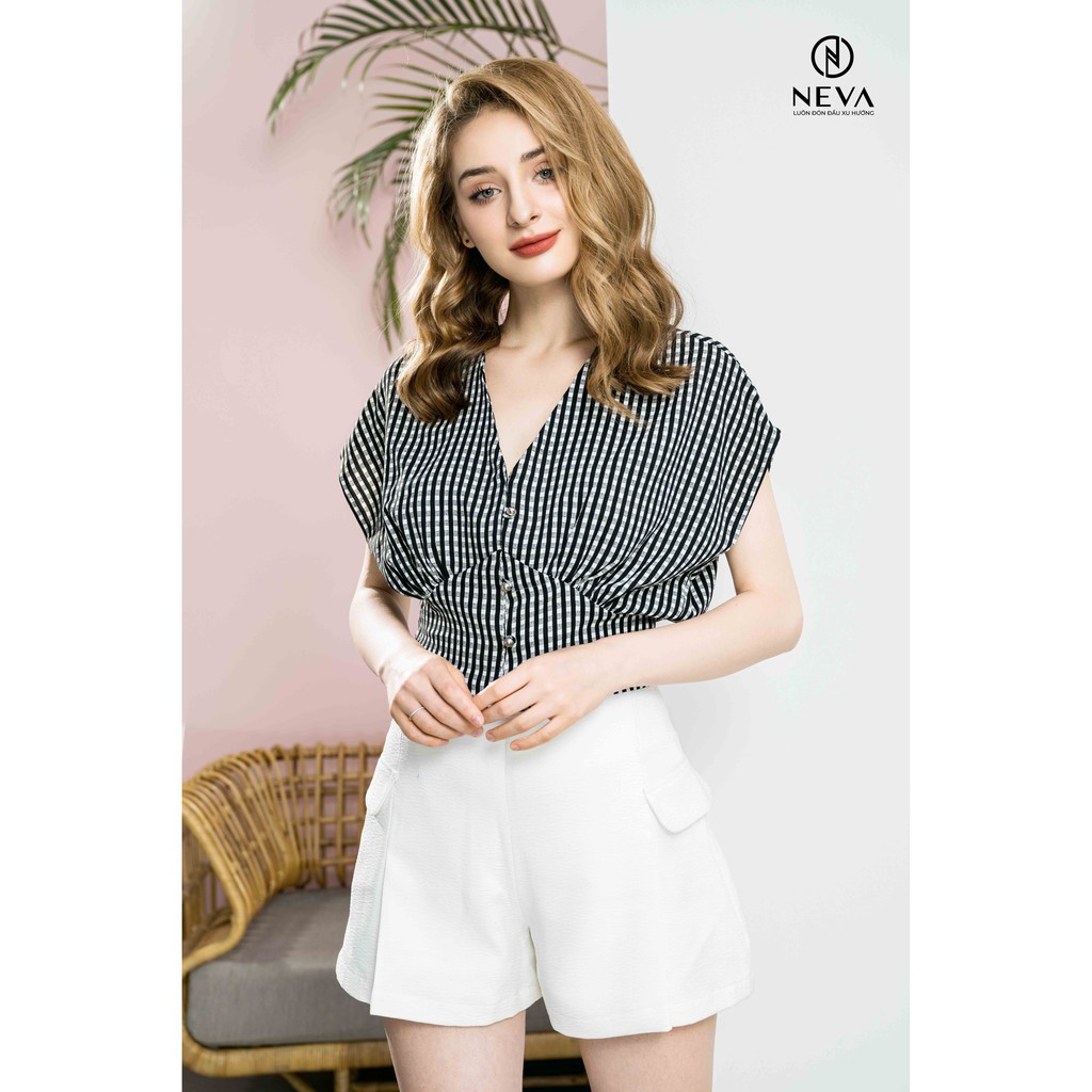 Quần Short Nữ NEVA Basic Trắng B200075