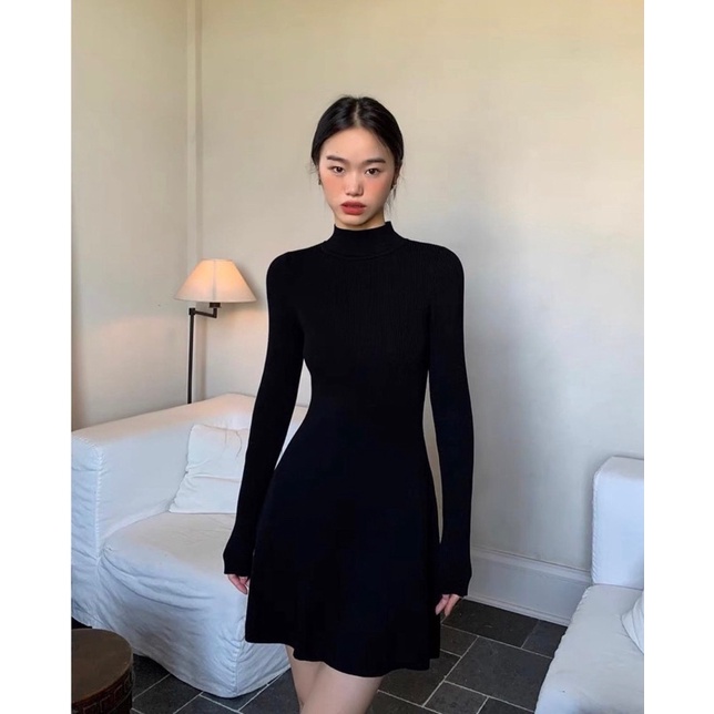 ĐẦM BODY ĐEN CỔ CAO TAY DÀI
