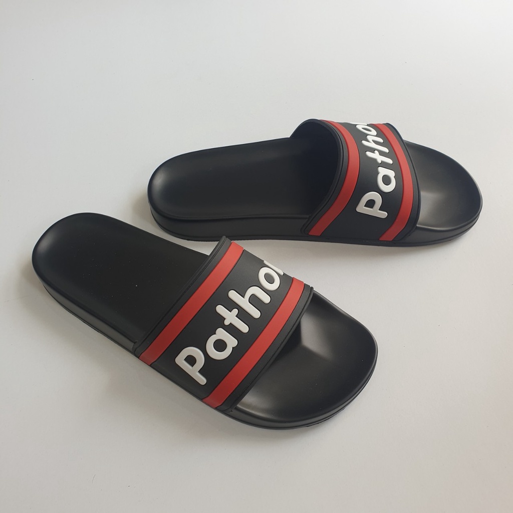 Dép nam nữ quai ngang slipper Pathon PVC và đế PU đen quai sọc đỏ đen in chữ Pathon SD45