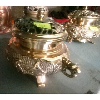 Lư hương dùng để đốt Trầm  hương bằng đồng, cao 12 cm