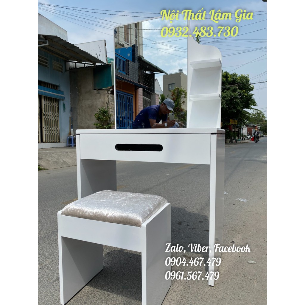 Bàn trang điểm MDF , VC miễn phí