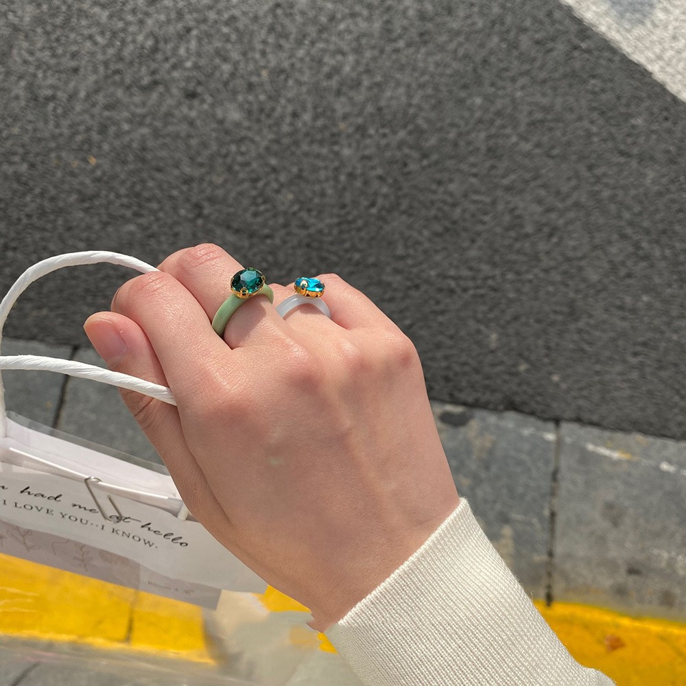 Nhẫn Đính Đá Resin Nhiều Màu Phong Cách Cổ Điển Sáng Tạo Cho Nữ