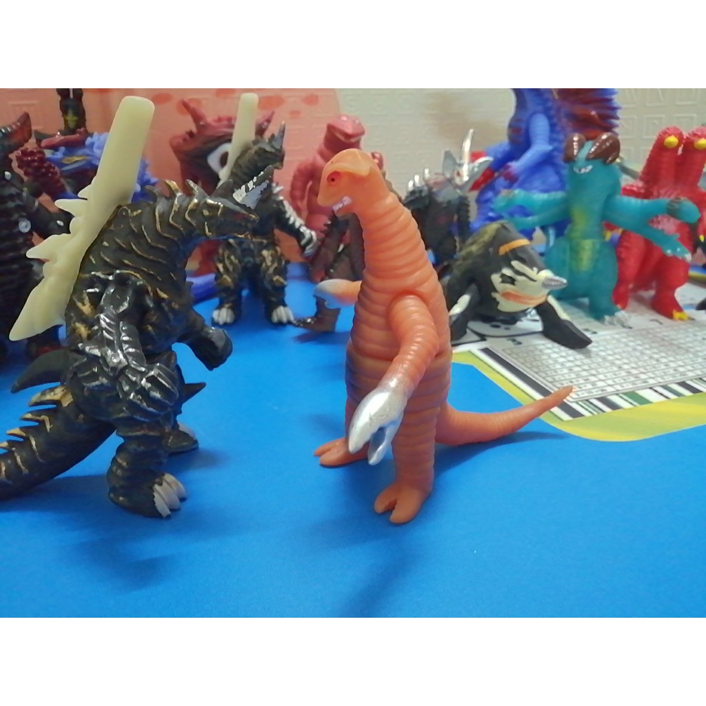 Mô hình Quái vật Sadola 13cm Kaiju Ultraman Series Siêu nhân điện quang [Đồ Chơi 24/7]