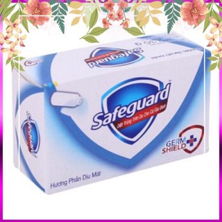Xà Bông Cục Safeguard Diệt Khuẩn Trắng Tinh Khiết 135g