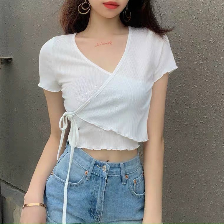 Áo croptop đắp chéo cột dây eo A5045 | BigBuy360 - bigbuy360.vn