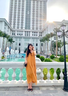 Đầm maxi vàng 2s cột vai