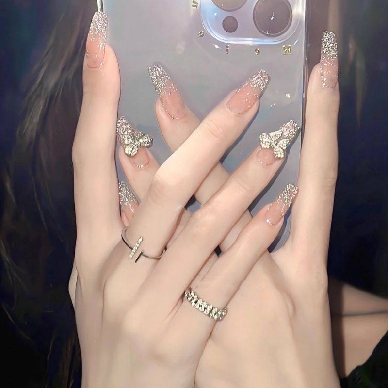 Móng úp thiết kế nhũ flash