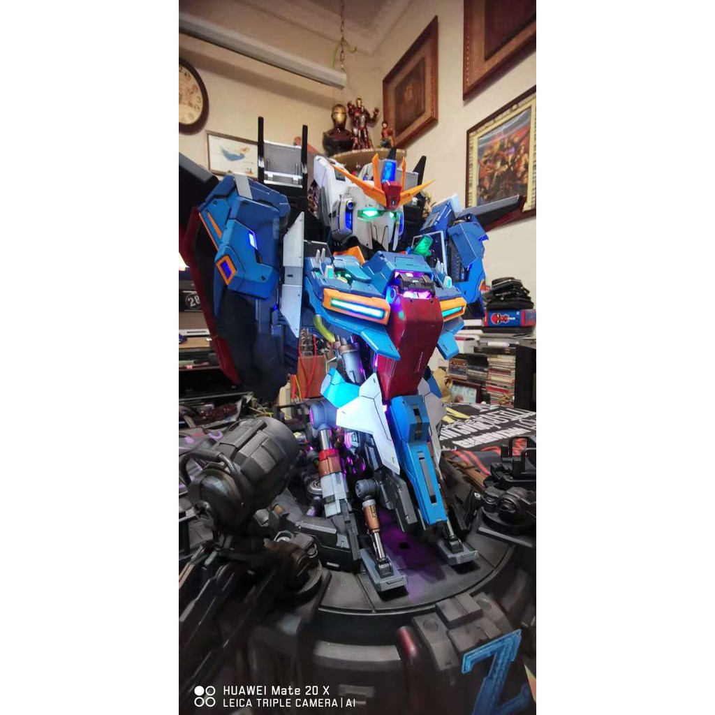 Mô Hình Lắp Ráp Bán Thân 1/35 Zeta Bust (YiHui)