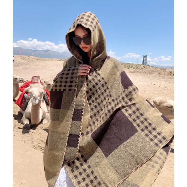 Áo choàng có mũ họa tiết ô vuông | BigBuy360 - bigbuy360.vn