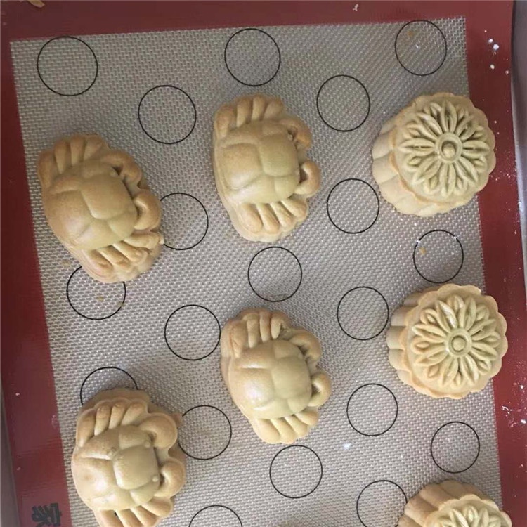 Khuôn silicon làm bánh trung thu/ bánh trung thu/ bánh kem hình cua/ thỏ/ hoa sen/ hoa sen hoạt hình may mắn độc đáo DIY