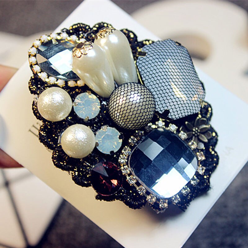 Ghim cài áo hình hoa đính ngọc trai giả sang trọng cho nữ