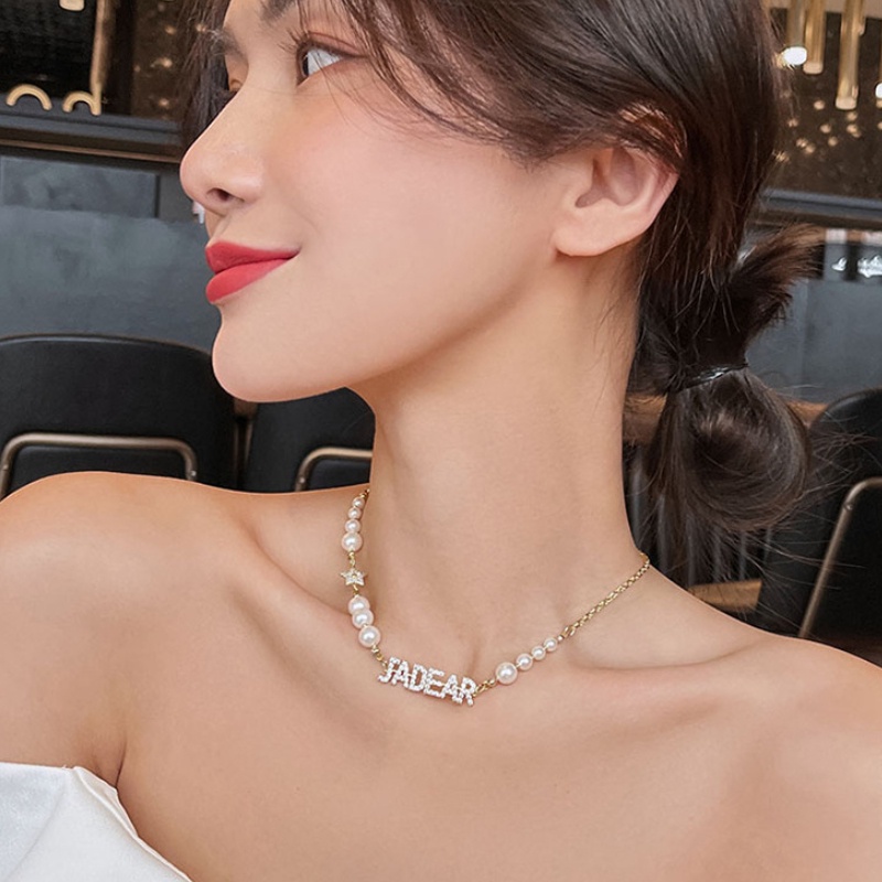 Vòng cổ Ngọc Trai Mặt Chữ Cái Sang Trọng Thời Trang Hàn Quốc Cao Cấp Cho Nữ