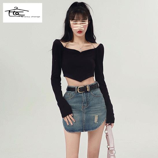 Áo thun ôm dáng thiết kế dây xích thời trang mùa xuân gợi cảm phong cách mới cho nữ